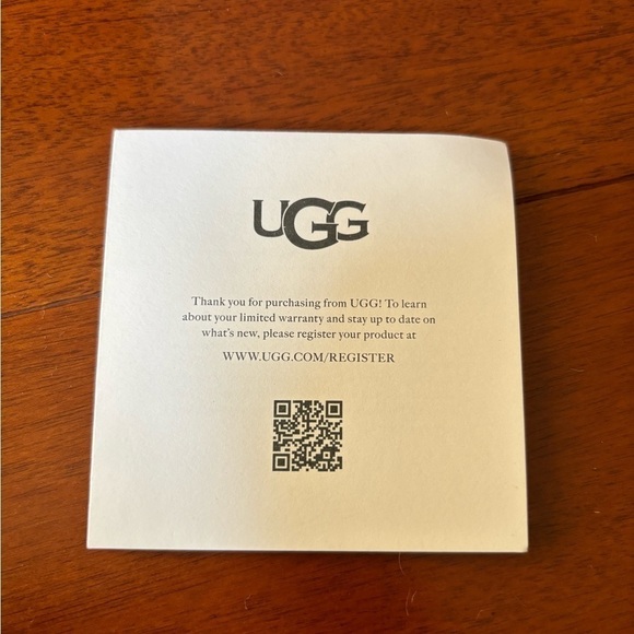 Ugg white and black disco cross slides sandals - Picture 14 of 14